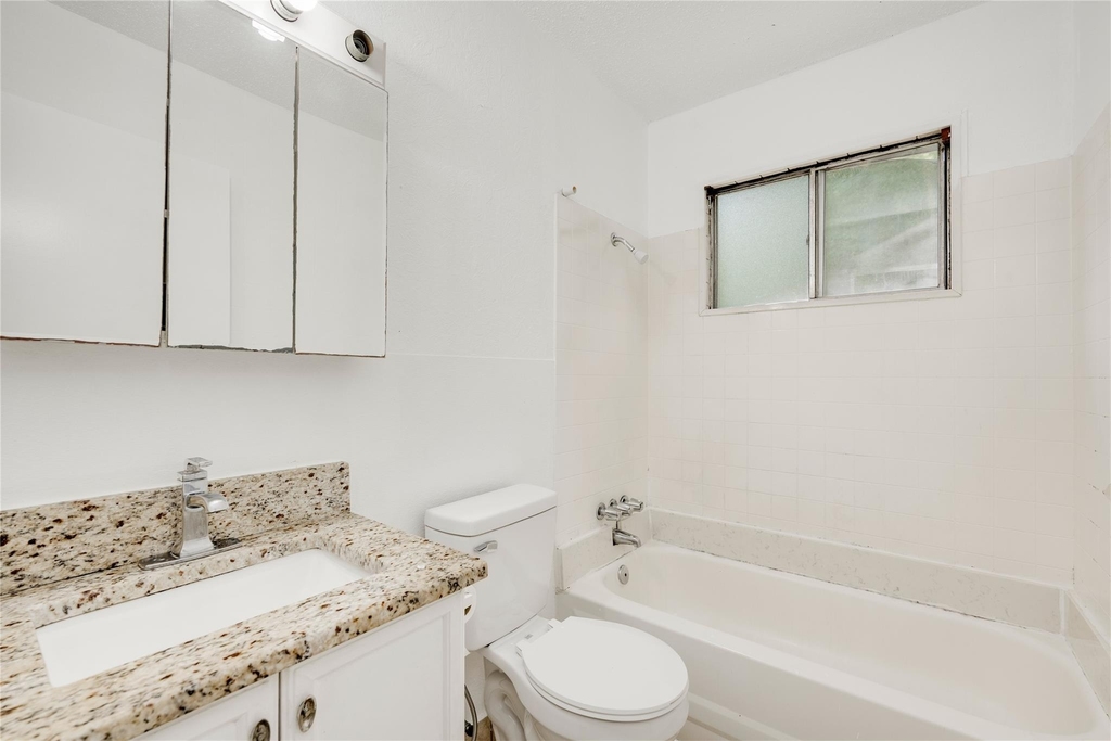 9502 North Creek Dr - Photo 15