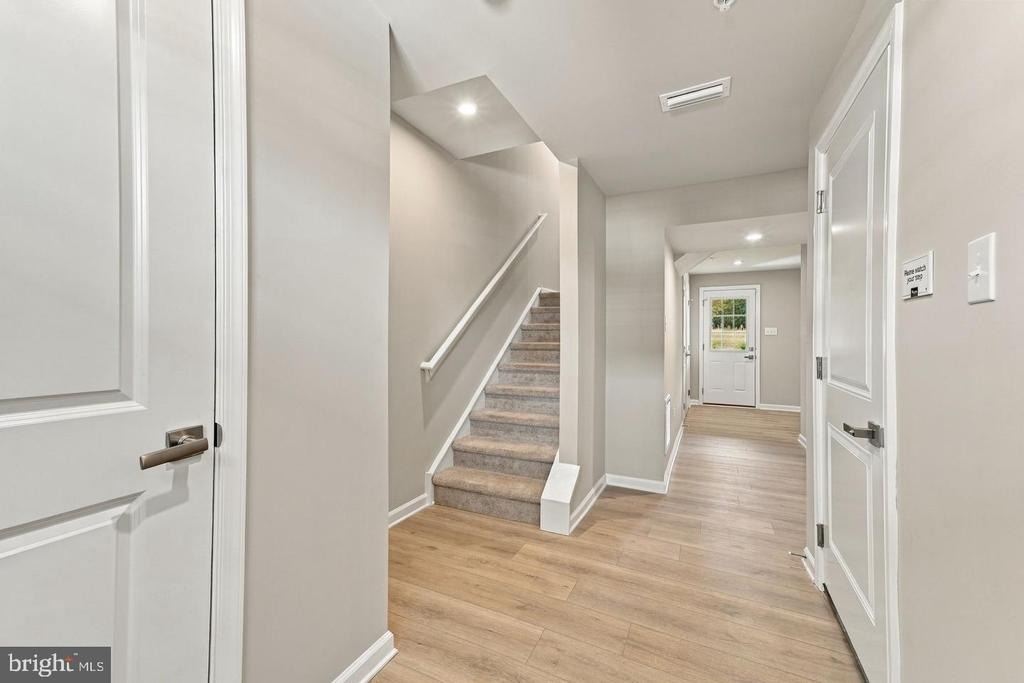 1180 W Walnut Road - Photo 4