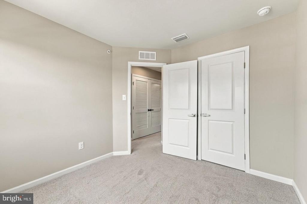 1180 W Walnut Road - Photo 30