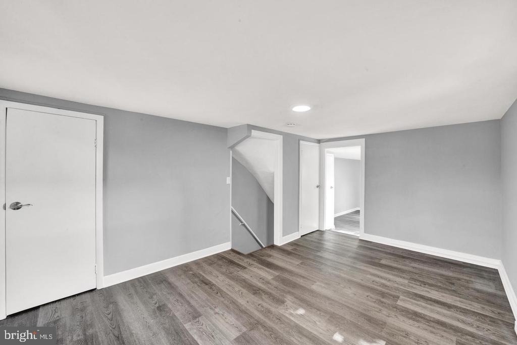 110 Crosswicks Street - Photo 13