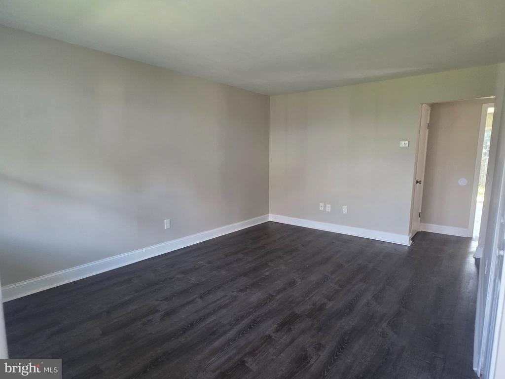 18 Roberts Place - Photo 2