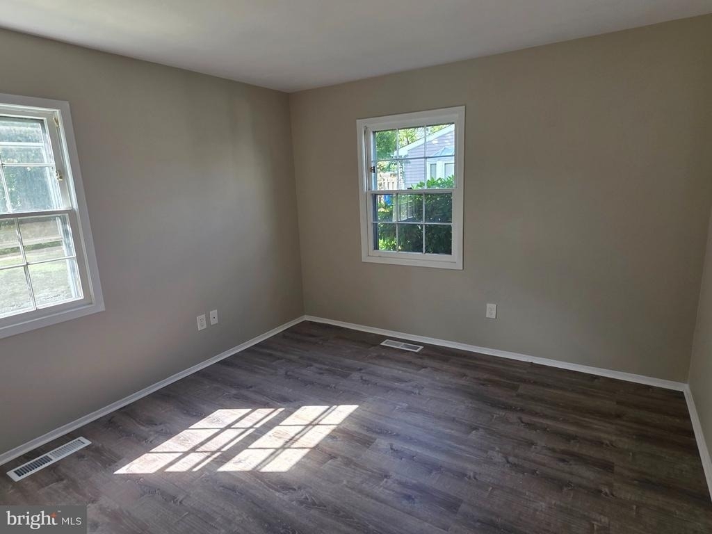18 Roberts Place - Photo 7