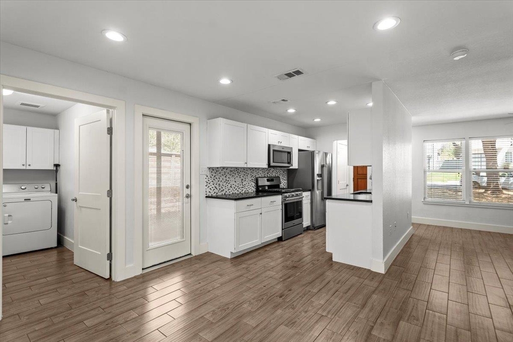 815 Orland Blvd - Photo 13