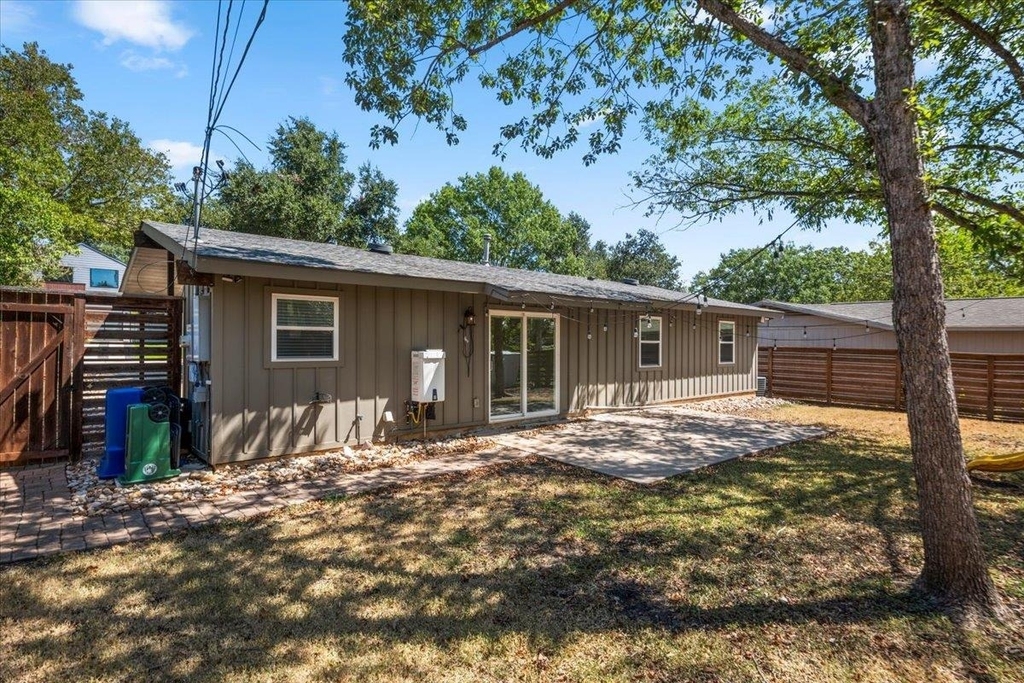 815 Orland Blvd - Photo 3