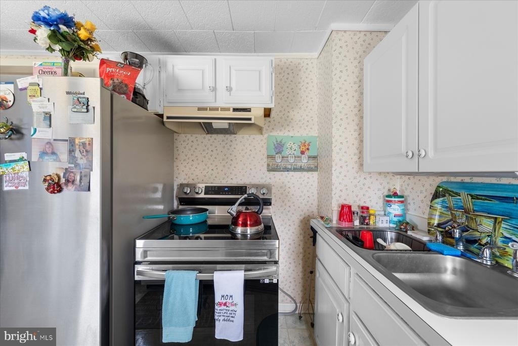 1400 Linden Drive - Photo 14