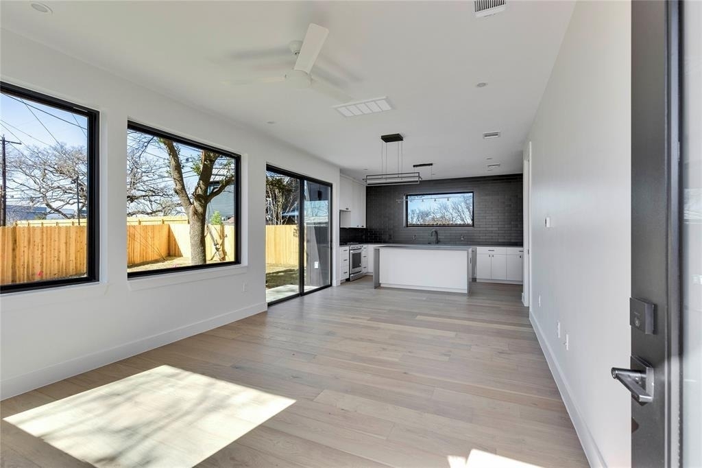1804 Sylvan Dr - Photo 11