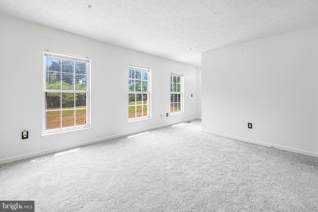 11304 Southlakes Drive - Photo 14