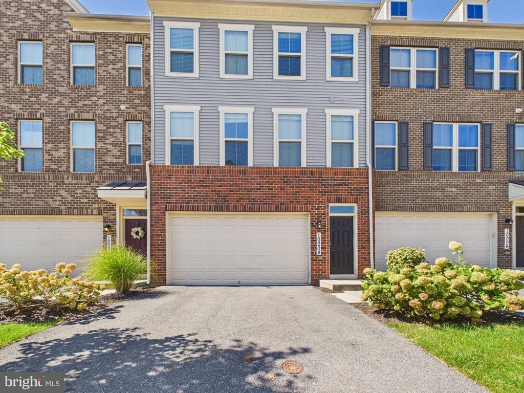 10004 Dorsey Lane - Photo 1