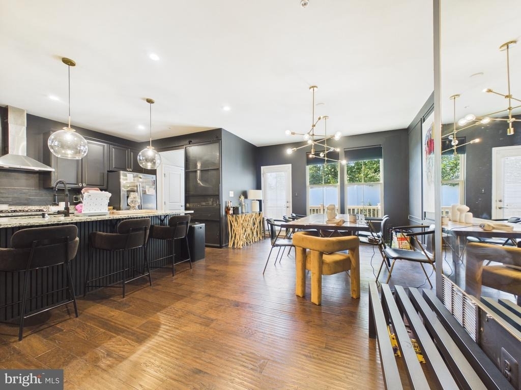 10004 Dorsey Lane - Photo 11