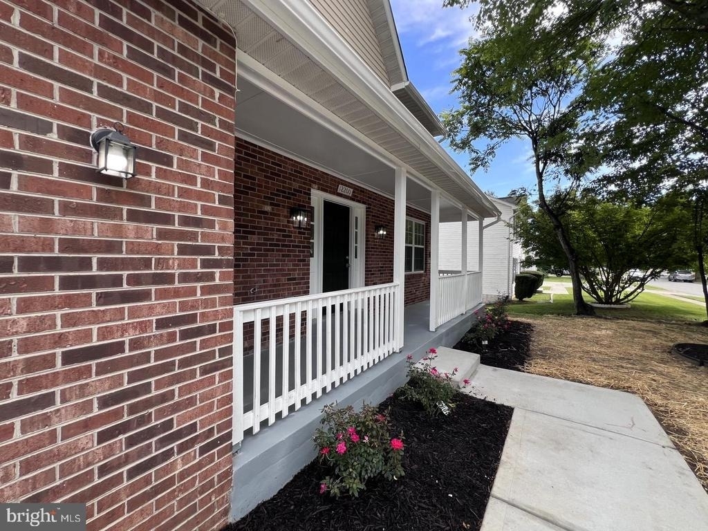 12200 Clear Creek Drive - Photo 5