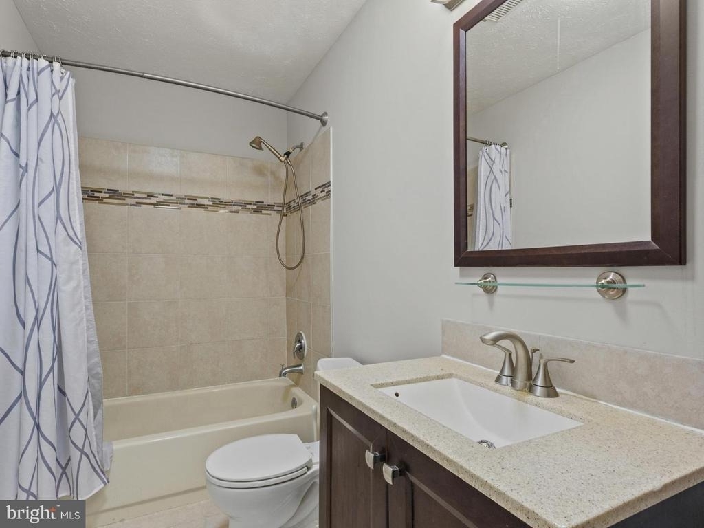 12204 Stanfield Court - Photo 32