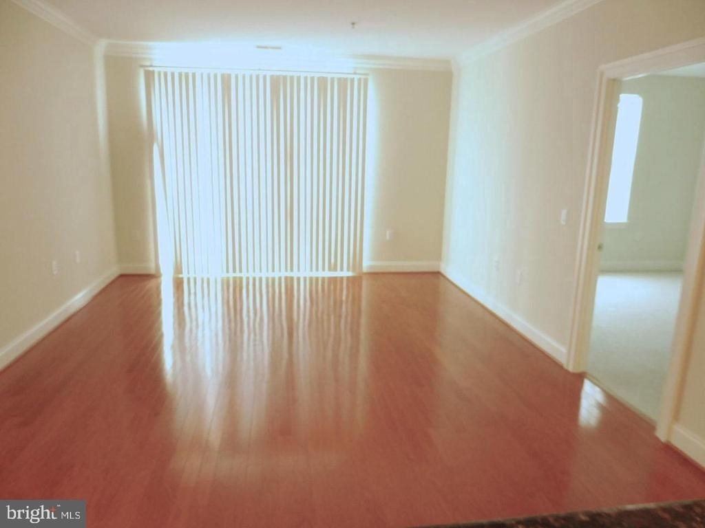 38 Maryland Avenue - Photo 3