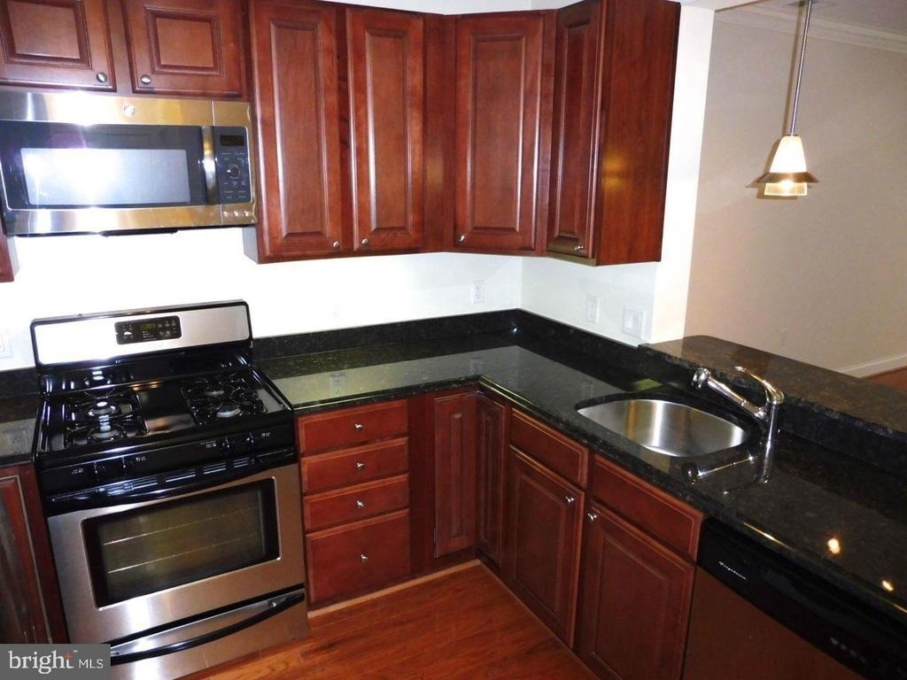 38 Maryland Avenue - Photo 1