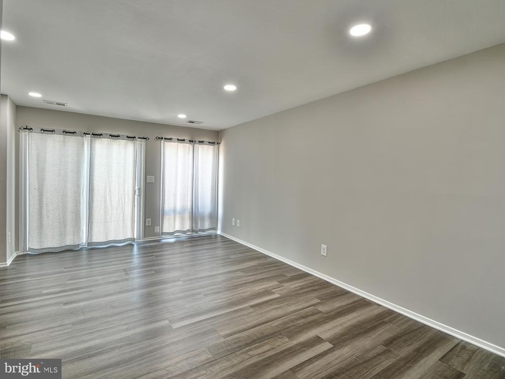 10216 Ridgeline Drive - Photo 3