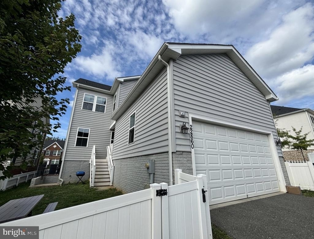 22860 Glacier Lily Drive - Photo 2