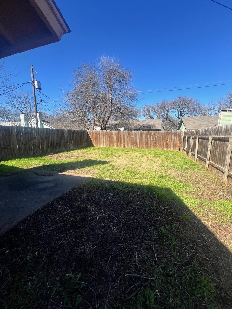 418 Linden St - Photo 1