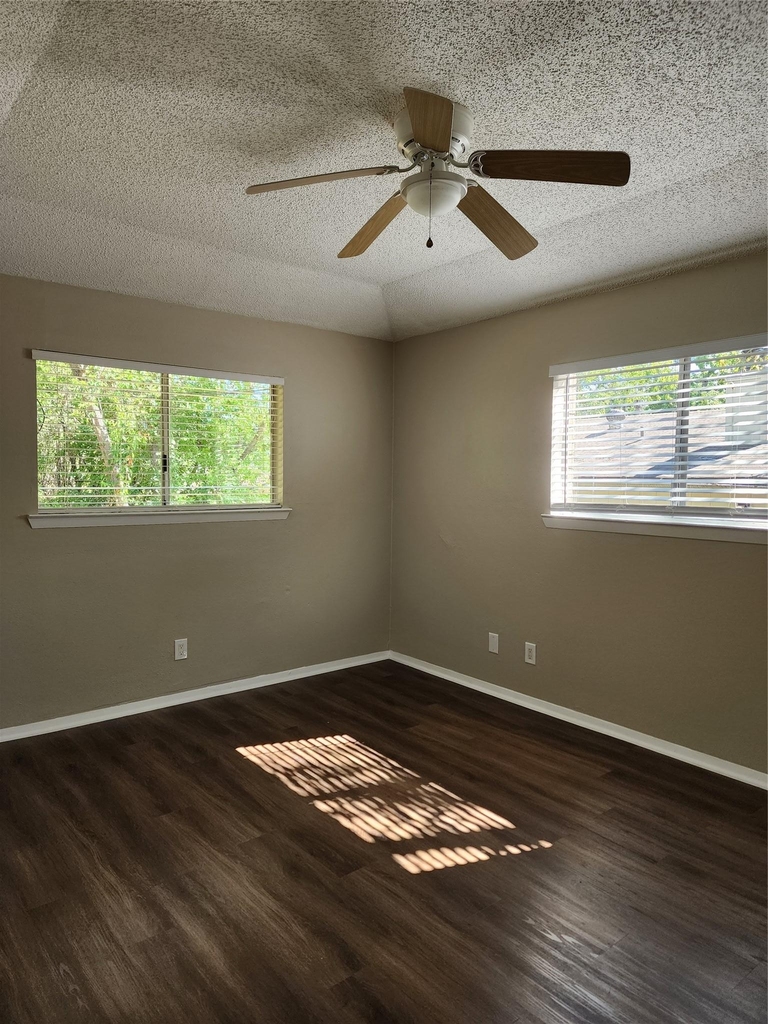 2806 Lovell Dr - Photo 6