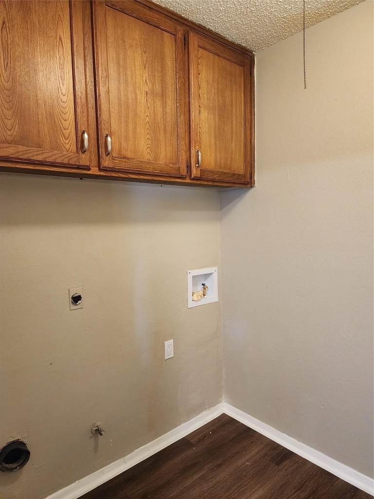 2806 Lovell Dr - Photo 4