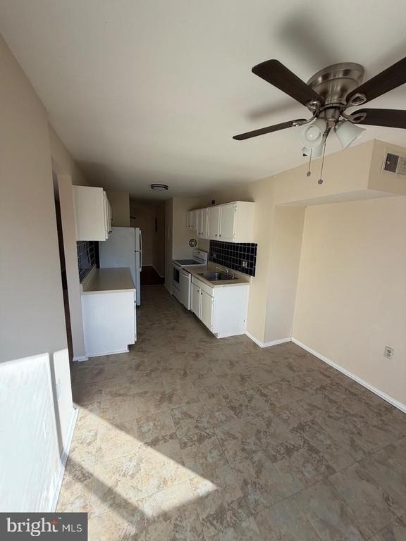 418 Girard Street - Photo 5