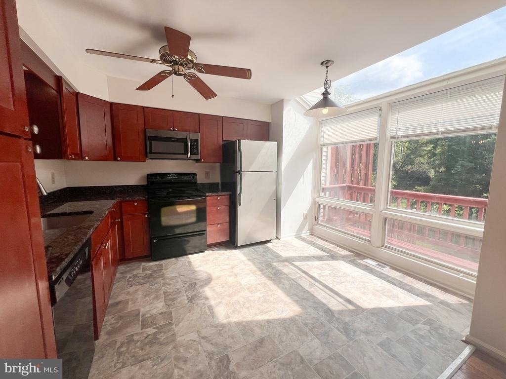 1951 Hickory Hill Lane - Photo 10