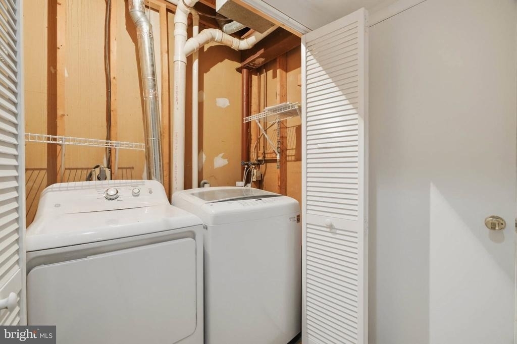 8112 Wooded Glen Court - Photo 25