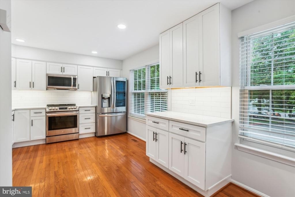 11756 Lone Tree Court - Photo 4