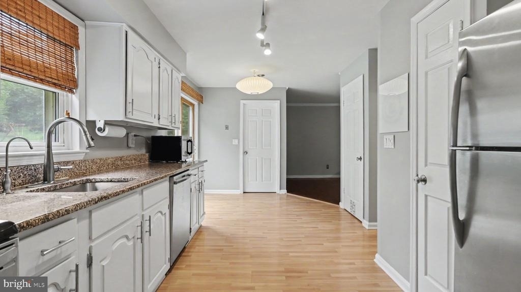13083 Williamfield Drive - Photo 14