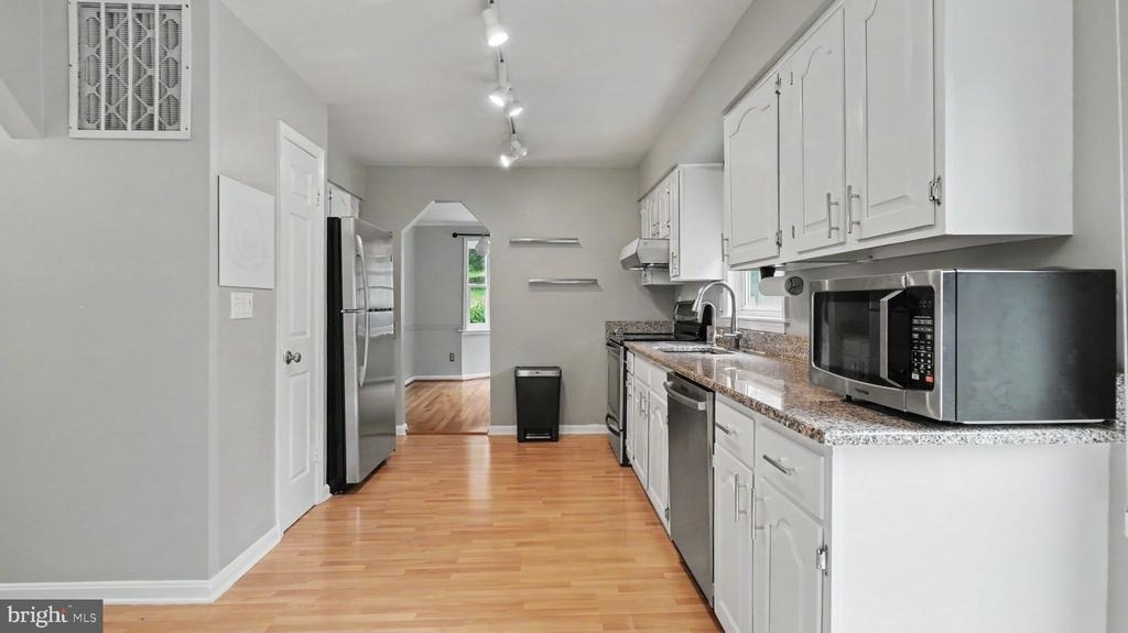13083 Williamfield Drive - Photo 13