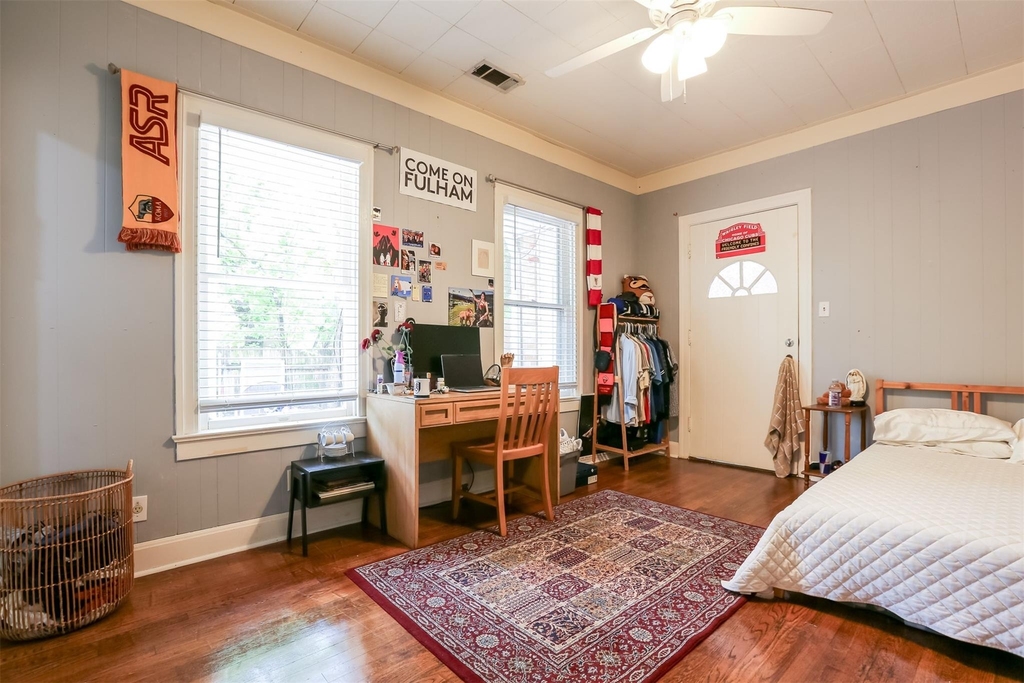 308 E 32nd St - Photo 19
