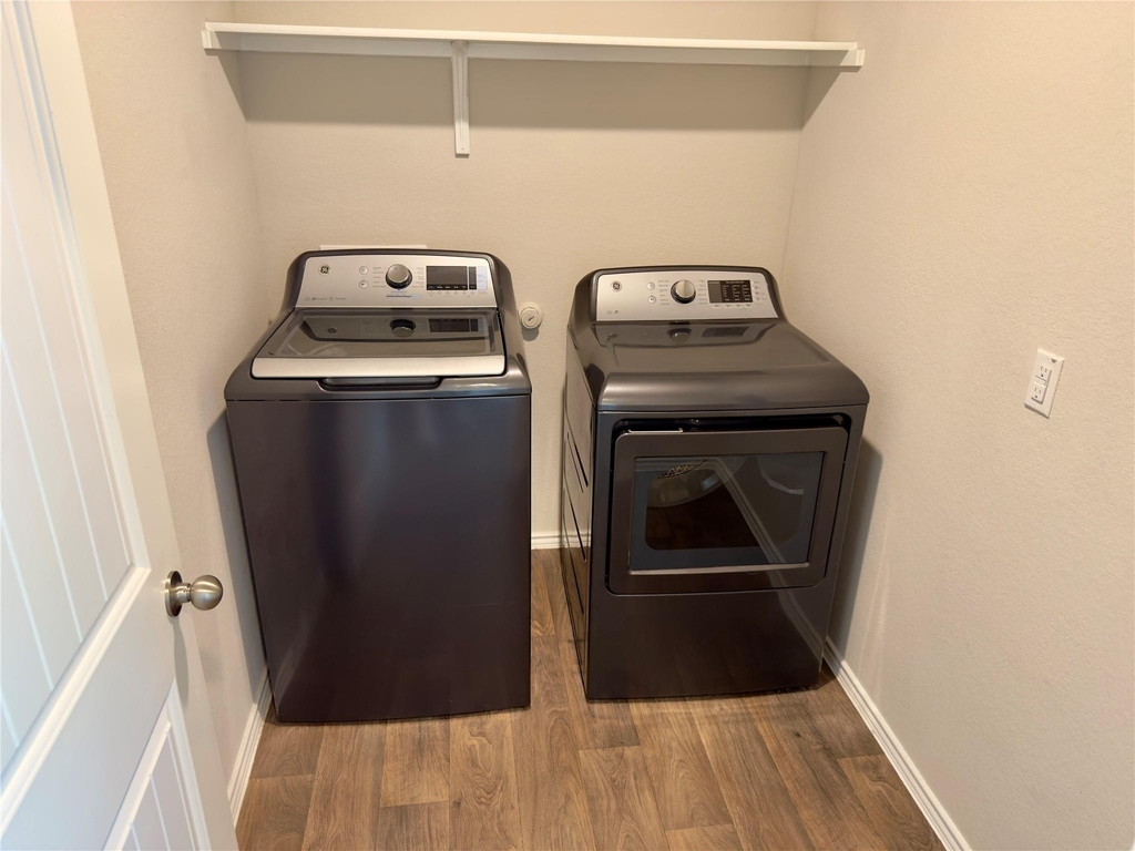 5813 Xene Dr - Photo 24