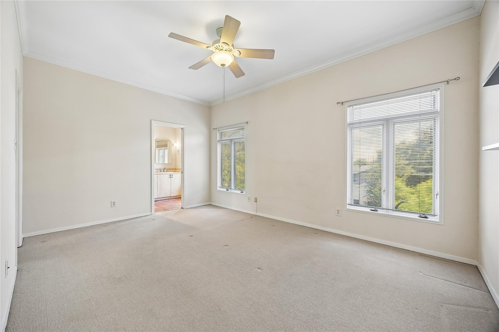 409 E 38th St - Photo 6