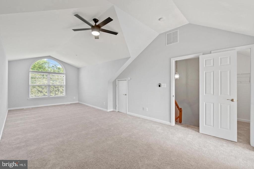 509 Bridgeport Place - Photo 6
