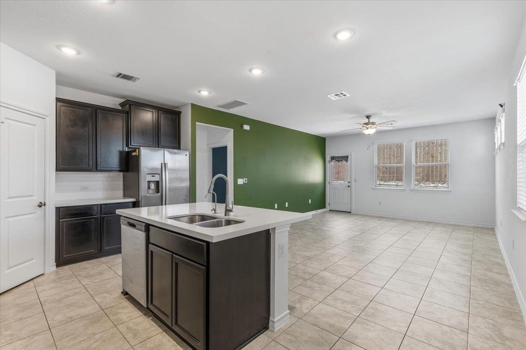 5202 Dimesky Ln - Photo 11