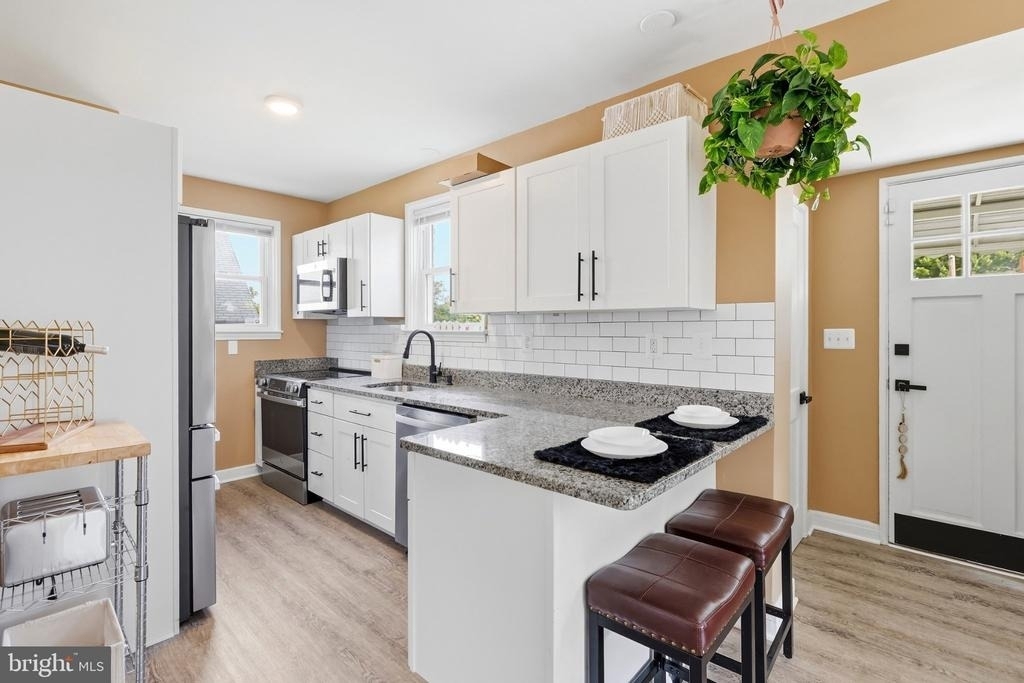 2507 Glencoe Road - Photo 8