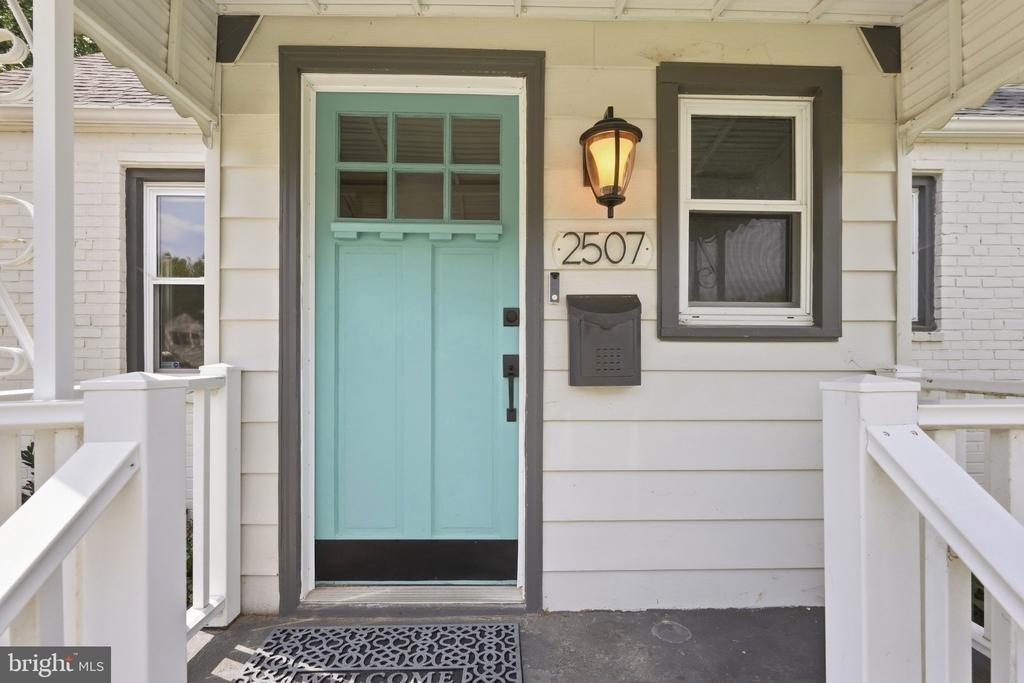 2507 Glencoe Road - Photo 3