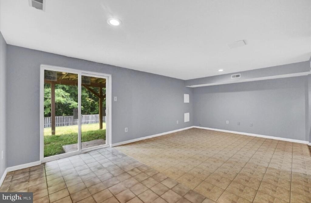 27 Preakness Court - Photo 24