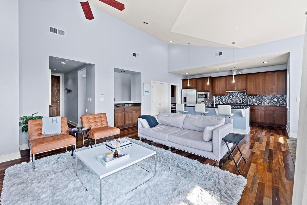 8110 Ranch Road 2222 - Photo 5
