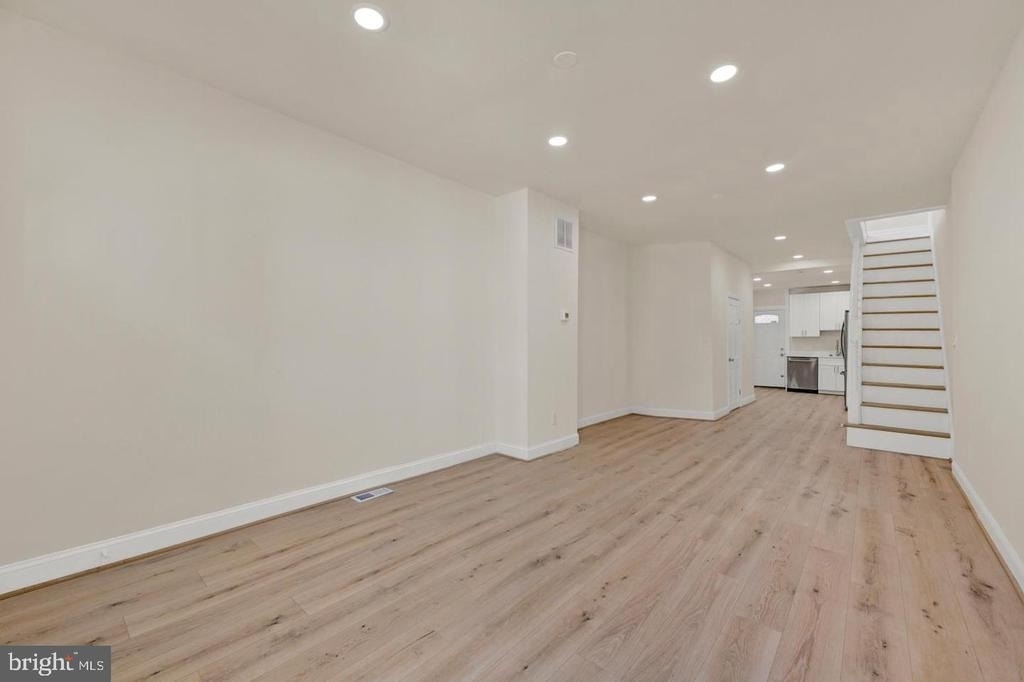 1736 Westphal Place - Photo 3