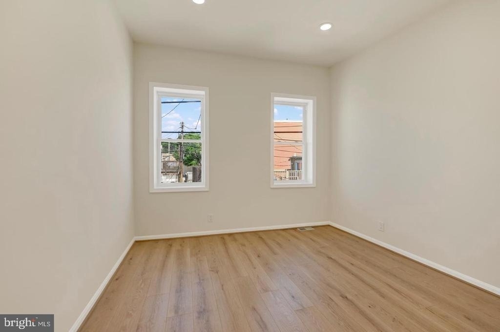 1736 Westphal Place - Photo 15