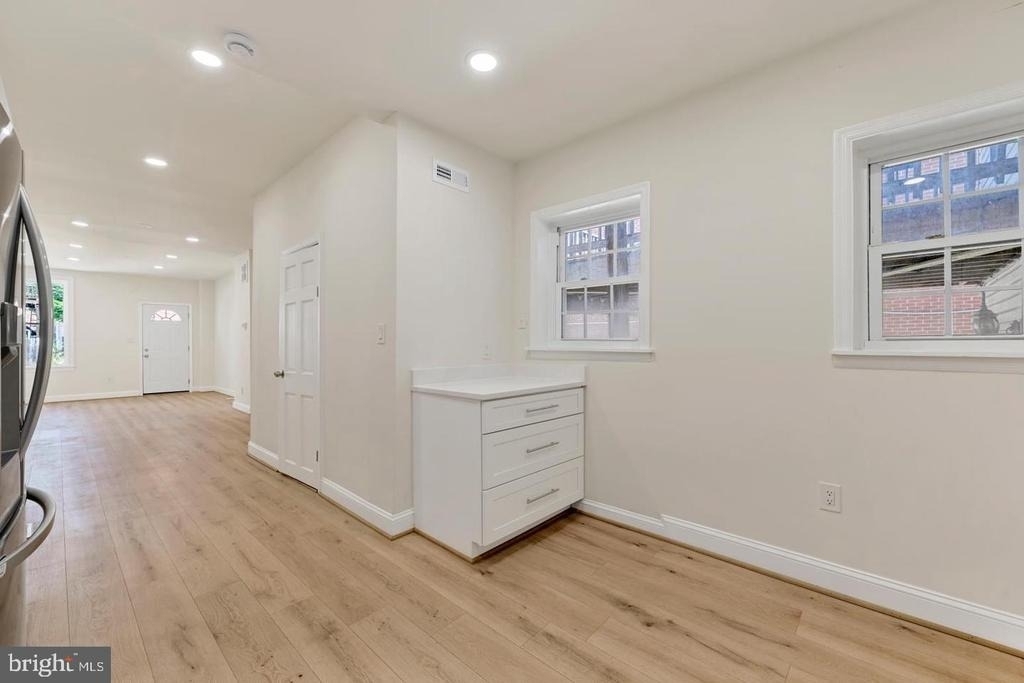 1736 Westphal Place - Photo 11