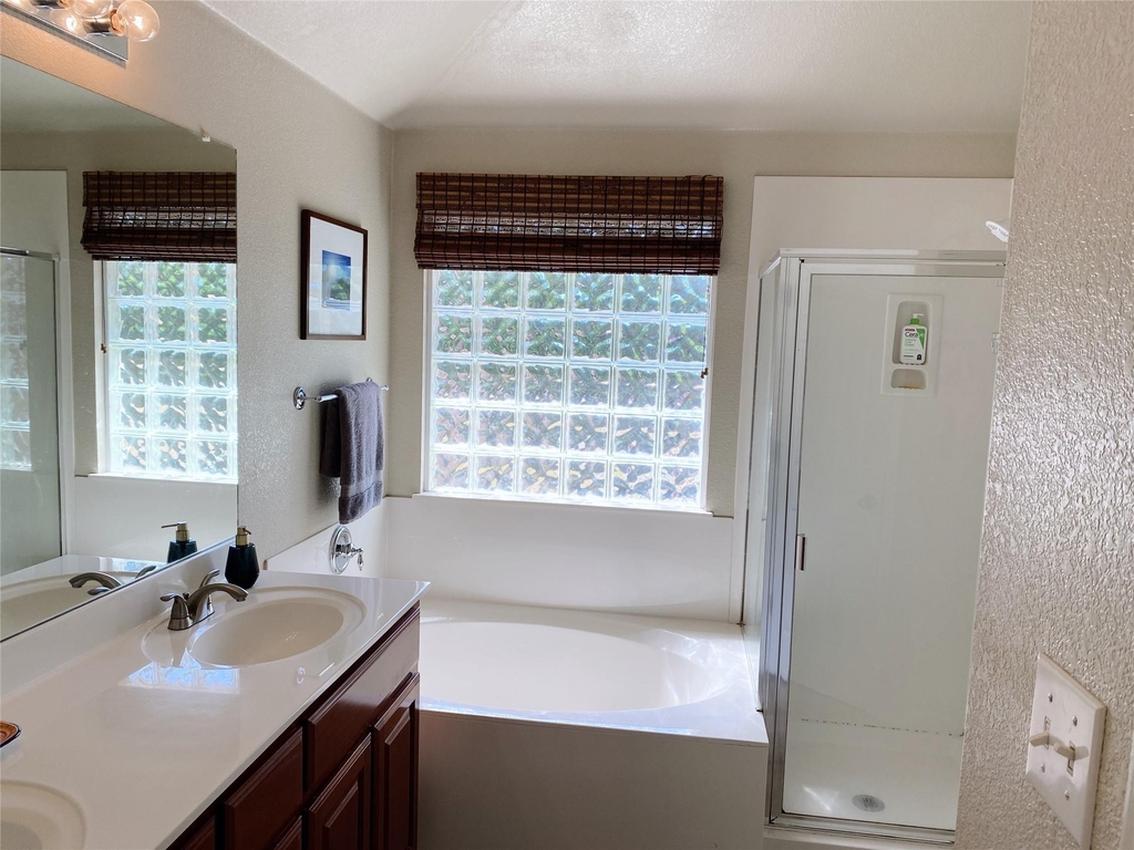 1607 Melissa Oaks Ln - Photo 14