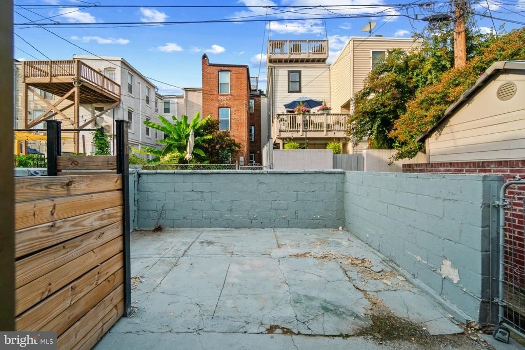 3404 Mueller Street - Photo 37