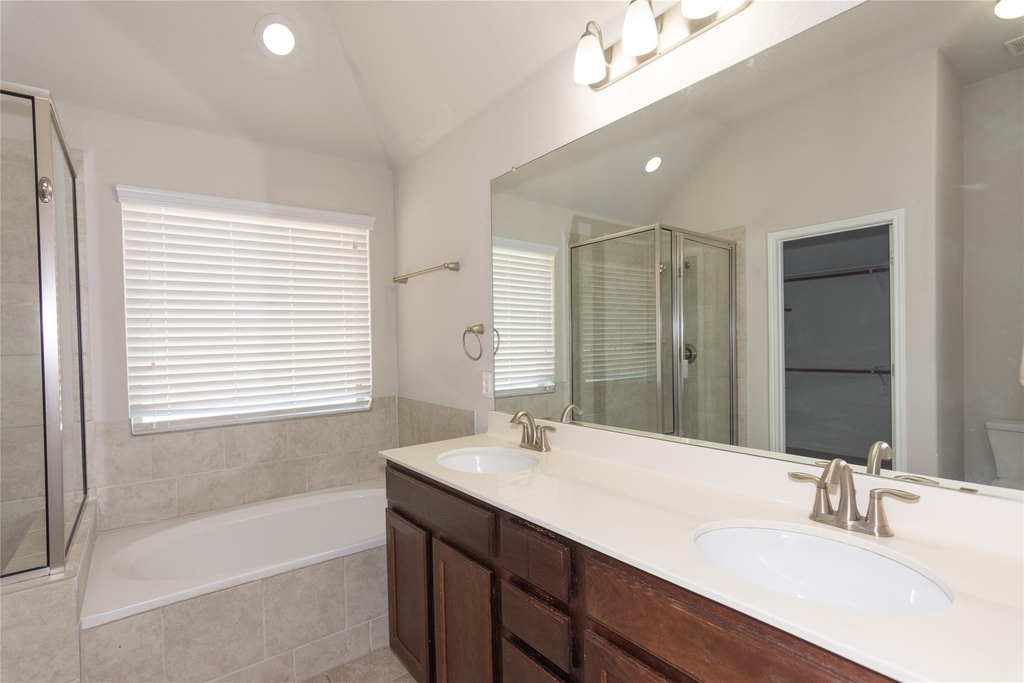 1916 Bobbywoods Ln - Photo 15