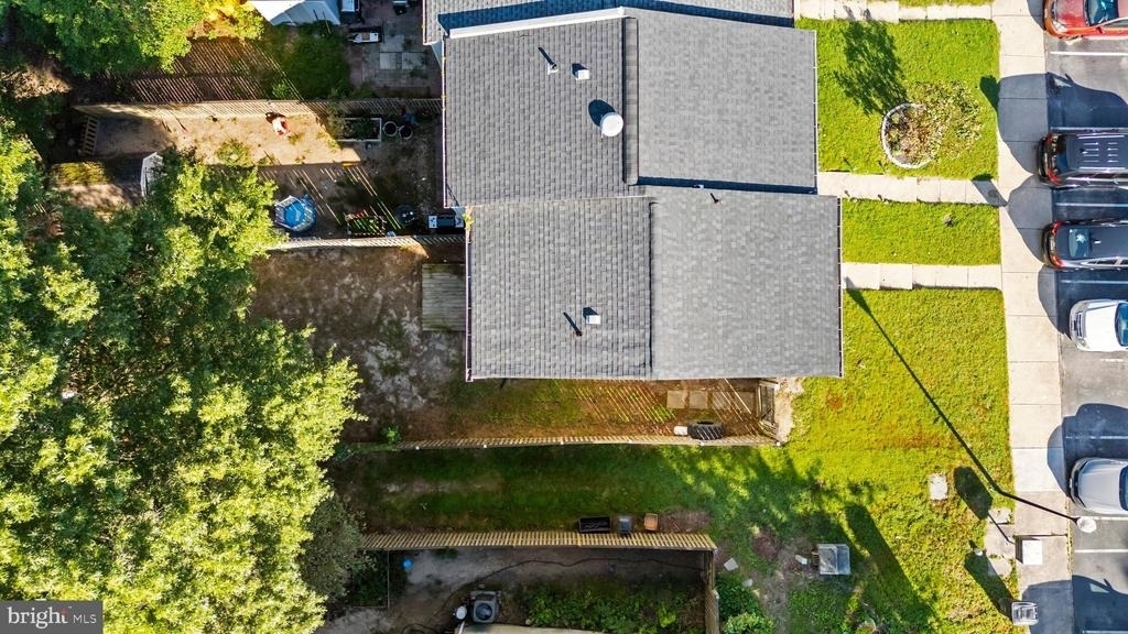 7930 Sutherland Court - Photo 33