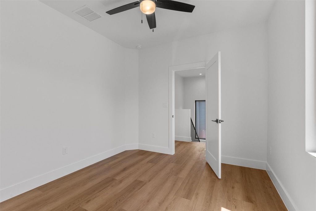 1402 Beckett St - Photo 16