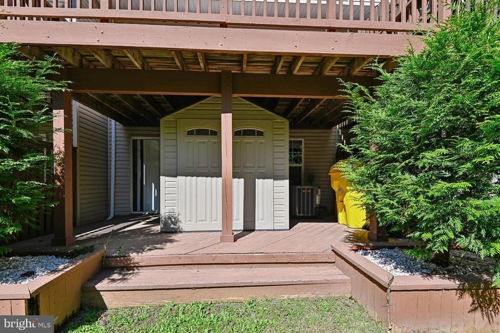 558 Francis Nicholson Way - Photo 32