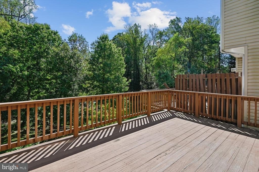 558 Francis Nicholson Way - Photo 33