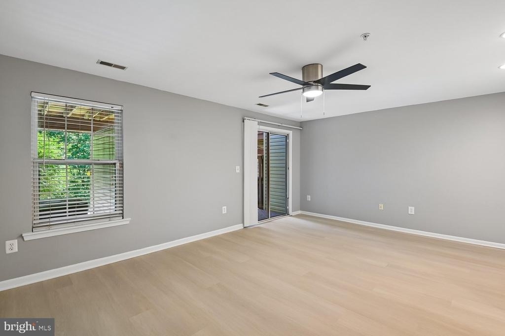 558 Francis Nicholson Way - Photo 25