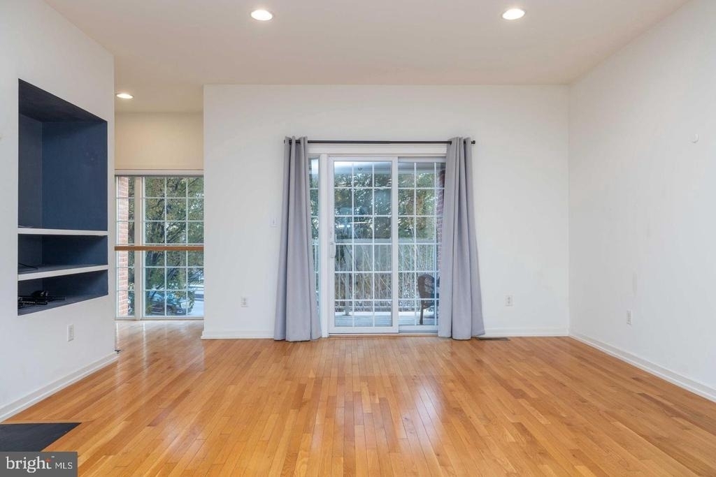 156 Christina Landing Drive - Photo 14