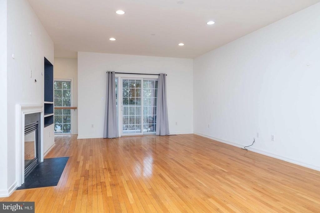 156 Christina Landing Drive - Photo 12